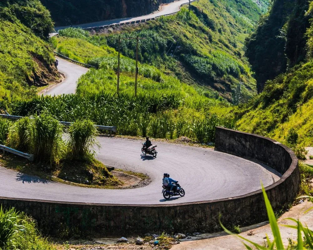 Essential Safety Tips and Best Practices for Motorbiking in Vietnam