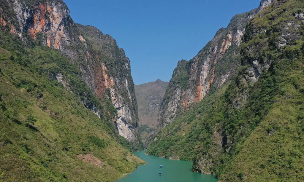 Tu San Canyon Discover the majestic beauty in Ha Giang