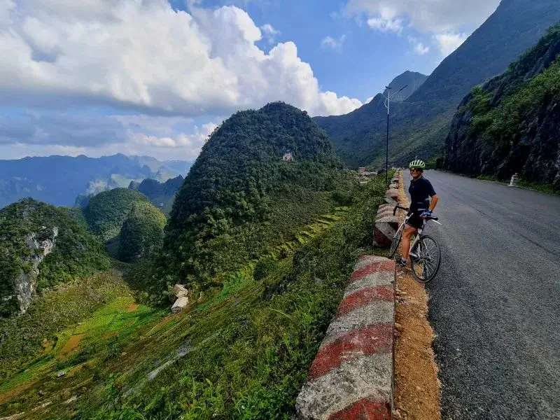 Conquer the Ha Giang Loop by Cycling 